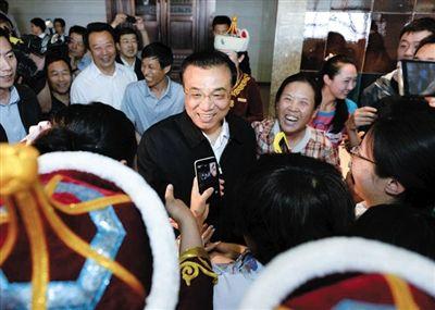 李克强：金融适时适度预调微调